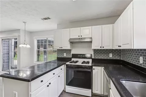 2379 Fallbrook Ct, Duluth, GA 30096 photo 10
