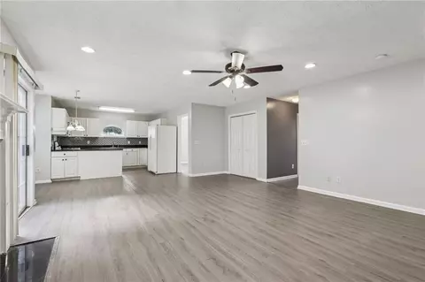2379 Fallbrook Ct, Duluth, GA 30096 photo 6