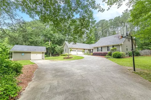 1667 Quail Run, Conyers, GA 30094