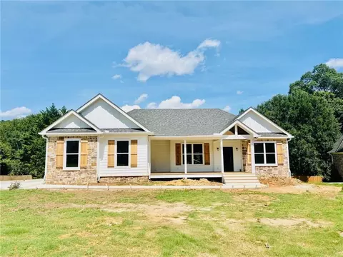 24 Applewood Ln, Taylorsville, GA 30178