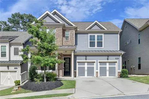 1045 Penny Ln, Roswell, GA 30076
