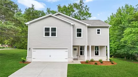 156 Club Cir, Stockbridge, GA 30281