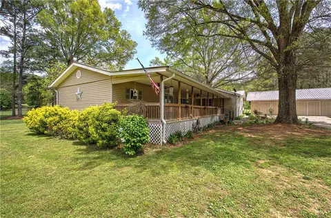 2156 Moores Ferry Rd SW, Plainville, GA 30733
