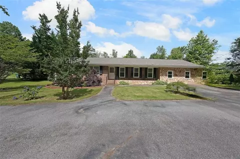 6880 Mark Turner Rd, Lithia Springs, GA 30122
