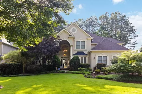 3243 Chipping Wood Ct, Milton, GA 30004