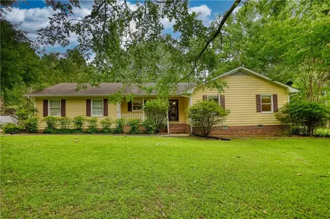 120 Fox Hunt Pl, Athens, GA 30606