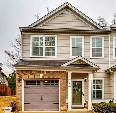 7750 Carnegie Dr, Fairburn, GA 30213