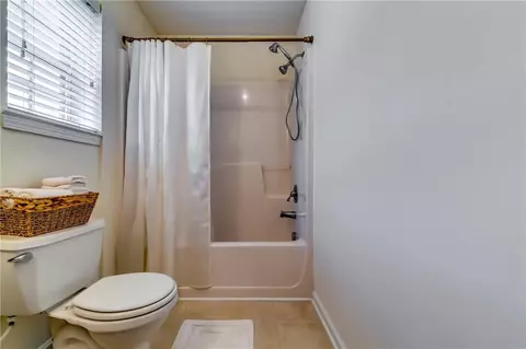 Bath - 7750 Carnegie Dr, Fairburn, GA 30213 photo 3 of 3