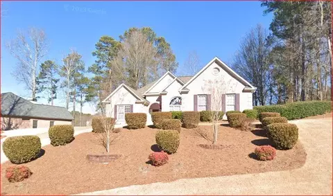 5035 Harbor Ridge Dr, Buford, GA 30518