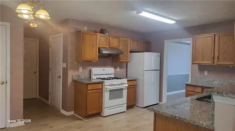3219 Roundfield Cir, Duluth, GA 30096 photo 9