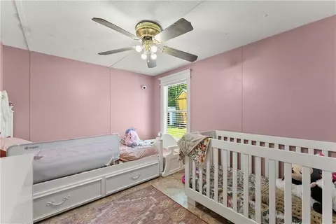 Bedroom - 9262 Morrison Rd, Lula, GA 30554 photo 4 of 5