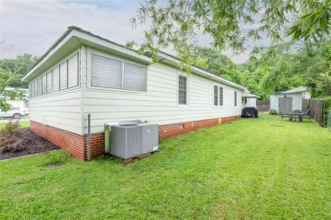 Exterior - 470 3rd St, Rome, GA 30161 photo 4 of 5