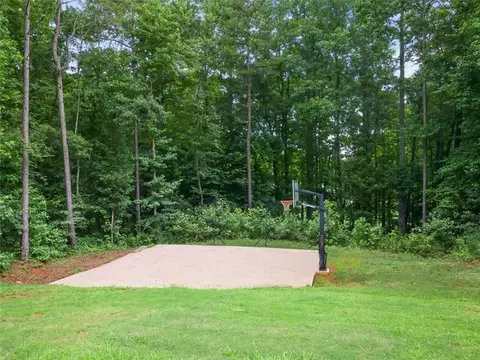 5841 Cobalt Dr, Powder Springs, GA 30127