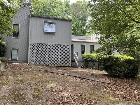 3090 Alberta Dr, Marietta, GA 30062