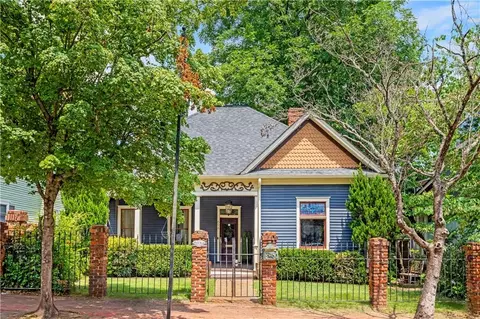 694 Peeples St SW, Atlanta, GA 30310
