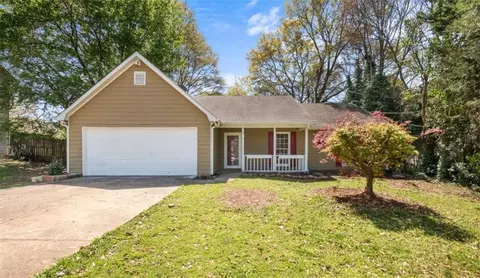 500 Rosehill Dr, Mcdonough, GA 30253