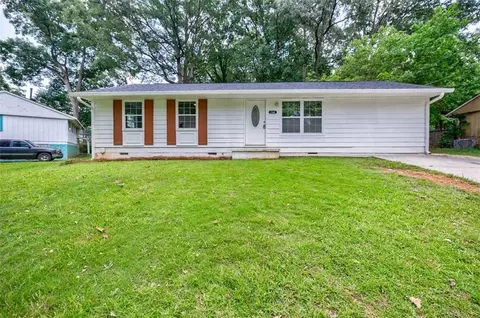 766 Brian Ln, Forest Park, GA 30297