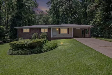 4051 Dixie Ln, Douglasville, GA 30135