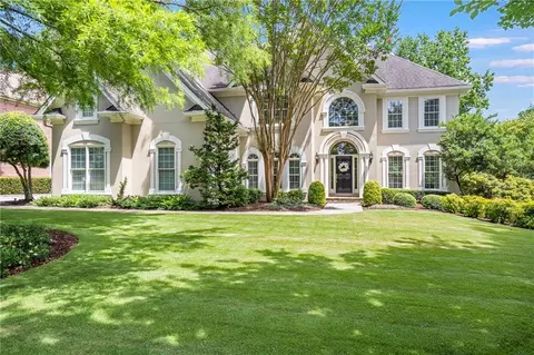 5600 Buck Hollow Dr, Alpharetta, GA 30005