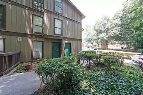 3907 Cedar Cir, Tucker, GA 30084