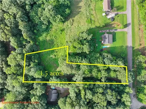 2392 Webb Girth Rd, Gainesville, GA 30507