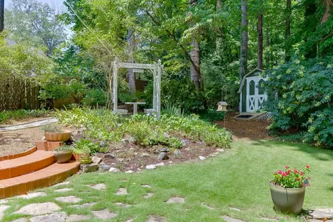 Exterior - 3219 Parkridge Cres, Chamblee, GA 30341 photo 6 of 10