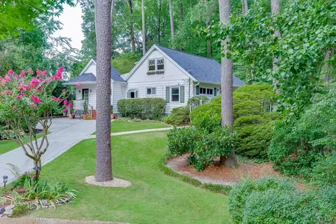 Exterior - 3219 Parkridge Cres, Chamblee, GA 30341 photo 10 of 10