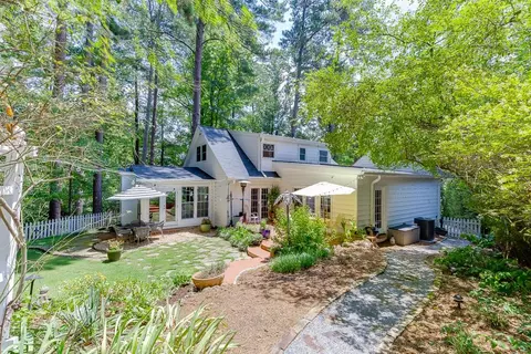 Exterior - 3219 Parkridge Cres, Chamblee, GA 30341 photo 4 of 10