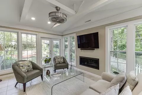 Living - 3219 Parkridge Cres, Chamblee, GA 30341 photo 6 of 6