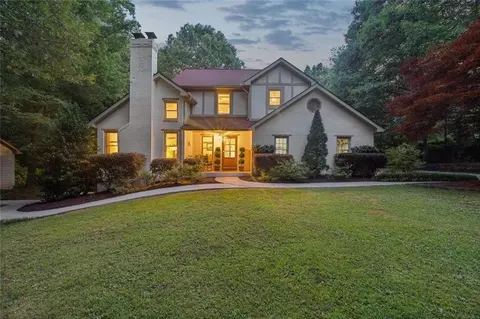 205 Pine Lake Dr, Cumming, GA 30040