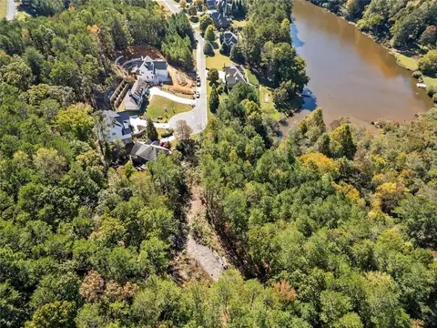 57 Lake Overlook Dr, White, GA 30184