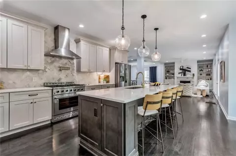 2108 Walnut Creek Trl NW, Kennesaw, GA 30152