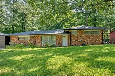 6600 N Beulah Rd, Lithia Springs, GA 30122