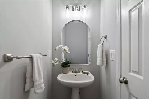 Bath - 161 Forestview Dr, Suwanee, GA 30024 photo 1 of 7