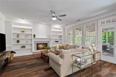 Living - 161 Forestview Dr, Suwanee, GA 30024 photo 2 of 3