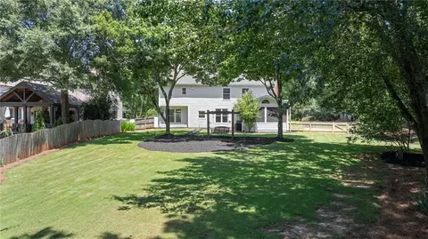 Exterior - 161 Forestview Dr, Suwanee, GA 30024 photo 16 of 24