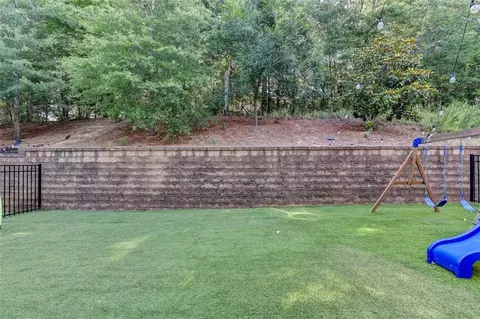 Exterior - 4335 Bellview Ln, Duluth, GA 30097 photo 4 of 7