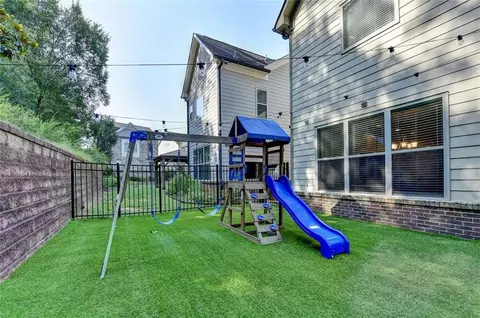 Exterior - 4335 Bellview Ln, Duluth, GA 30097 photo 5 of 7