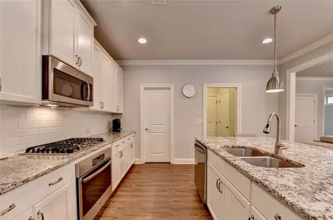 Kitchen - 4335 Bellview Ln, Duluth, GA 30097 photo 1 of 8