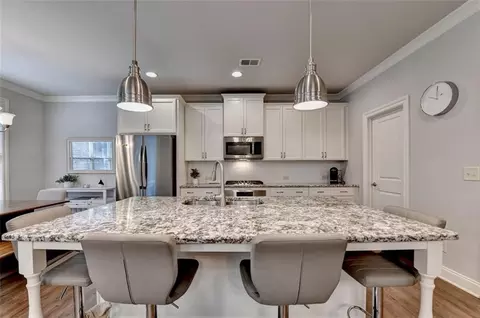 Kitchen - 4335 Bellview Ln, Duluth, GA 30097 photo 4 of 8