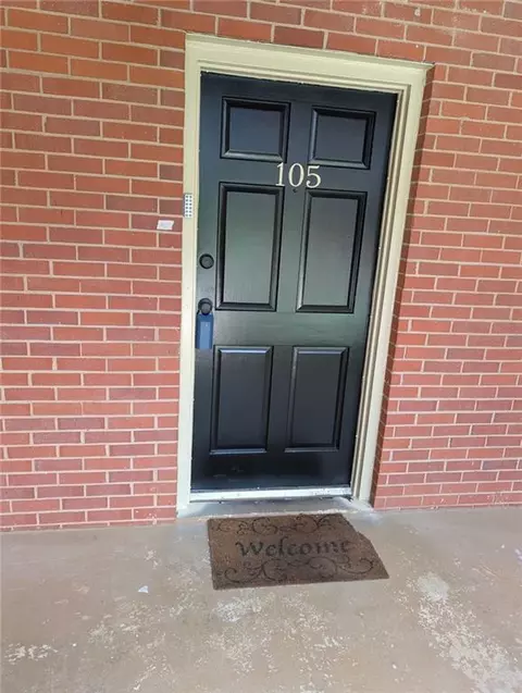 250 Little St #D105, Athens, GA 30605