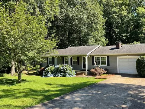 2832 Jordan Forest Trl NW, Lawrenceville, GA 30044