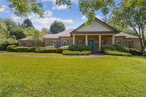 4011 Princeton Pl, Gainesville, GA 30507