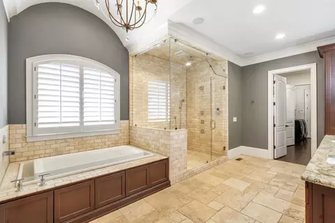 Bath - 4317 Oglethorpe Loop NW, Acworth, GA 30101 photo 1 of 11