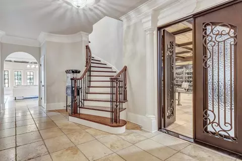 Entry Way - 4317 Oglethorpe Loop NW, Acworth, GA 30101 photo 7 of 8