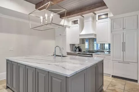 Kitchen - 4317 Oglethorpe Loop NW, Acworth, GA 30101 photo 2 of 3