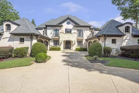 Exterior - 4317 Oglethorpe Loop NW, Acworth, GA 30101 photo 3 of 10