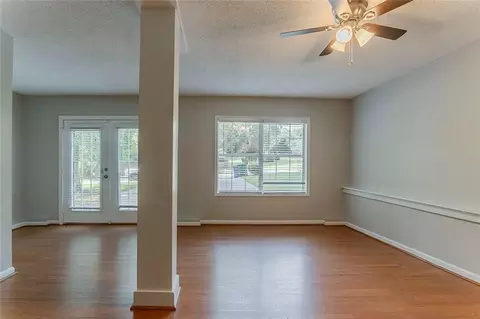 5383 Forest East Ln, Stone Mountain, GA 30088 photo 16