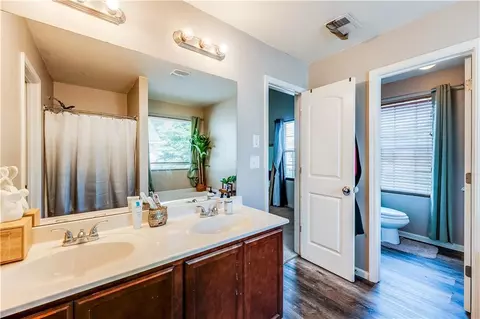 Bath - 1574 Leonard St, Hampton, GA 30228 photo 3 of 4