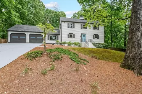 9805 Buice Rd, Alpharetta, GA 30022